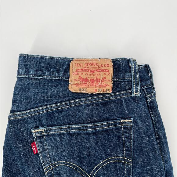 Levi’s 501 Men’s Jeans 38x32 Original Fit Straight Leg Medium Wash Denim - Picture 3 of 6